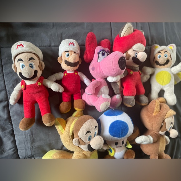 Lot of 8 super Mario Bros plush good condition rare Mario’s and Birdo 6”. - 8” - Picture 2 of 3